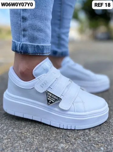 Tênis feminino de salto a pronta entrega vários modelos disponíveis 