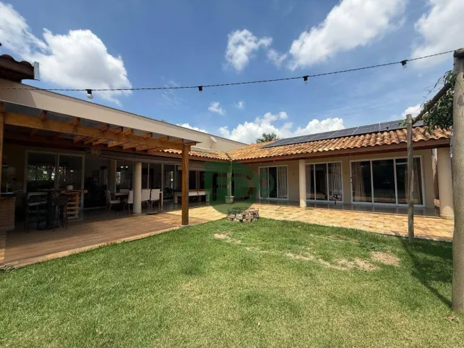 Casa com 4 quartos à venda, 370 m² por R$ 2.500.000 - Condomínio Estância Hipica - Nova Od