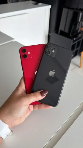 iPhone 11 na cores branca, preto e vermelho com 64gb & 128gb