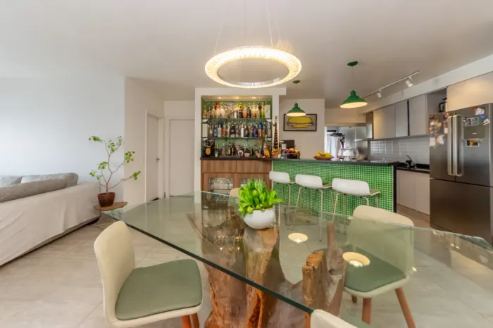 Apartamento para venda em Campo Belo com 2 quartos, sendo 2 suítes, 105m²