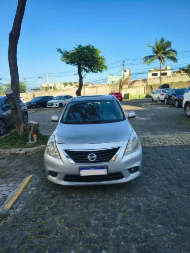 Nissan Versa SL 1.6 16V Flex Fuel 4P Mec. 2014