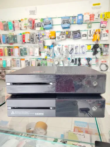 2 carcaças vazias Xbox One fat