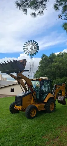 Retro Escavadeira Caterpillar 416E - Ano 2008