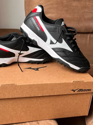 Chuteira Mizuno Morelia Classic - Tamanho 40