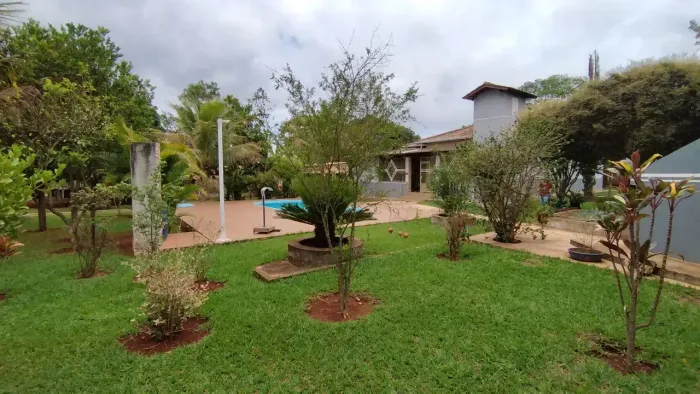 Belíssima chácara em condomínio, Casa, Pomar formado, Lazer completo, Segurança 24 horas