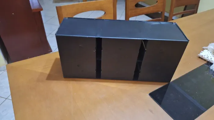 Porta cd com 50 compartimentos