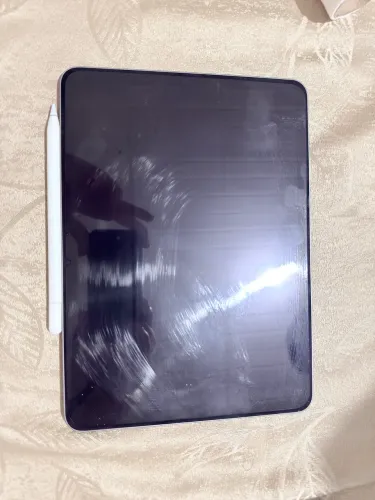 iPad Air 11 M2 Wi-Fi + Apple Pencil + Magic Keyboard Originais