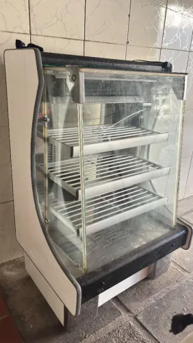 Expositor frio pra vender rápido