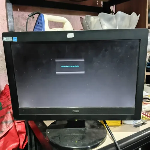 Monitor AOC 15" Widescreen 519Sw - Funcionando