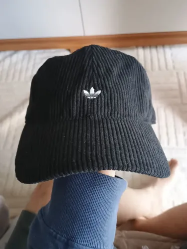 Boné Adidas original