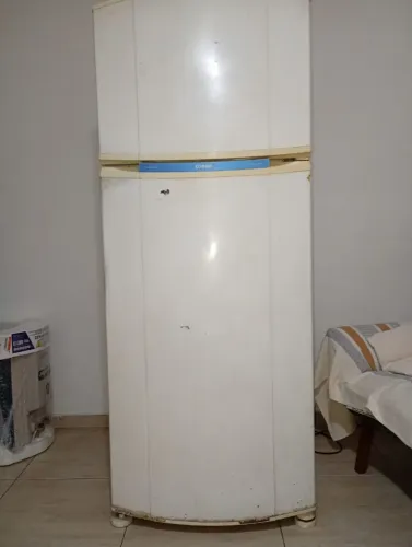 VENDO GELADEIRA FROST FREE CONSUL 440 LITROS