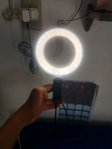 Vendo tinha FILL LIGHT novo caixa localização Itabaiana busca