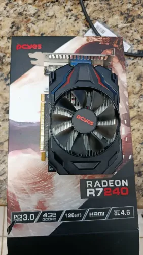 Placa de Vídeo R7 240 4G