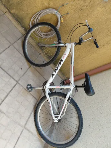 Bicicleta aro 26 alumínio