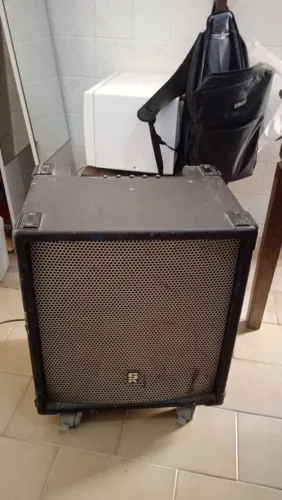 Baixo Tagima Millenium 6 cordas mais cubo de baixo Staner SR 150