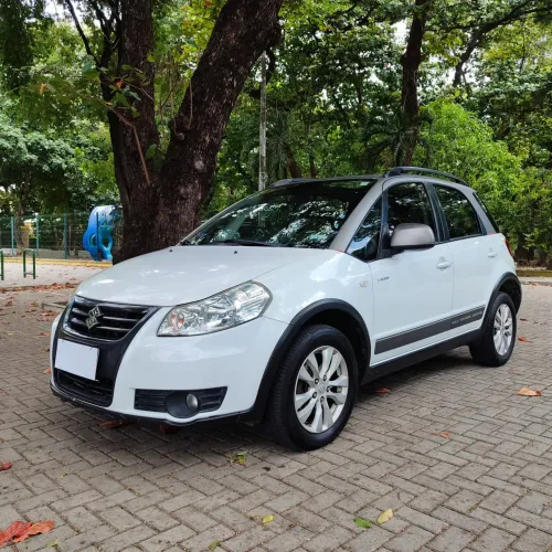 Suzuki SX4 2.0 16V 145cv 4WD 5P Aut. 2013