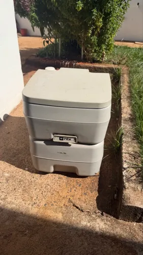 Vaso sanitário portátil 20l