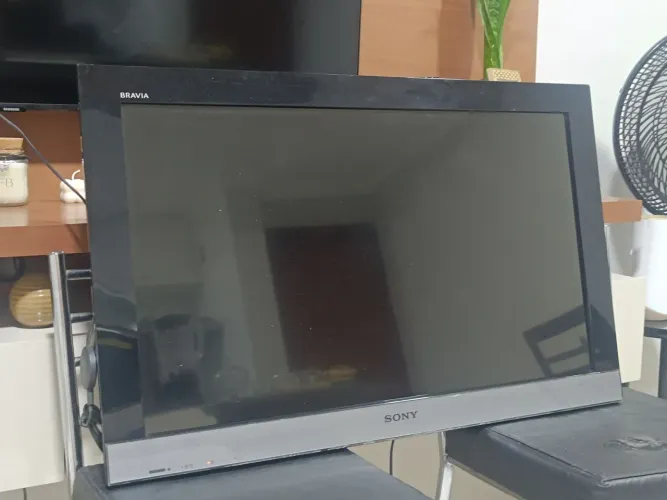 TV Sony 32 mais Chrome Cast