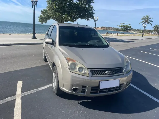 Ford Fiesta Sed. 1.6 8V Flex 4P 2010