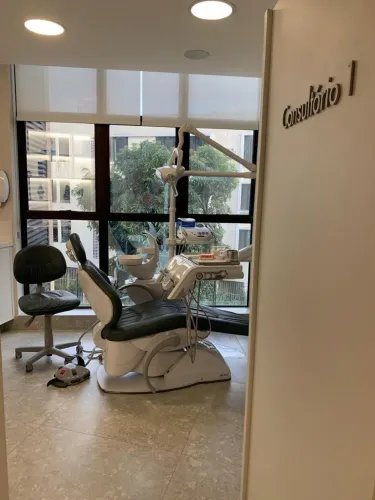 VENDO - Clínica Montada no Centro Clínico Guará - 3 Consultórios | Pronta | R$ 350mil