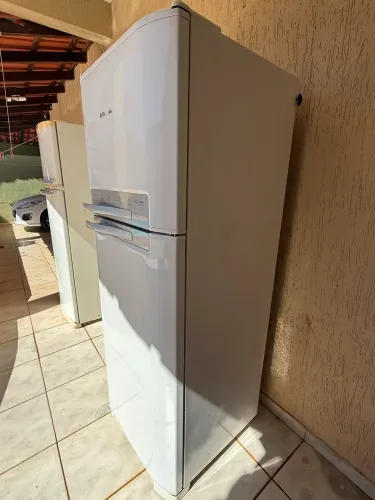 Geladeira Eletrolux DF 47 470Lts 