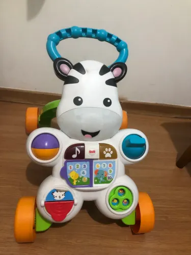 Andador infantil Fisher Price zebrinha
