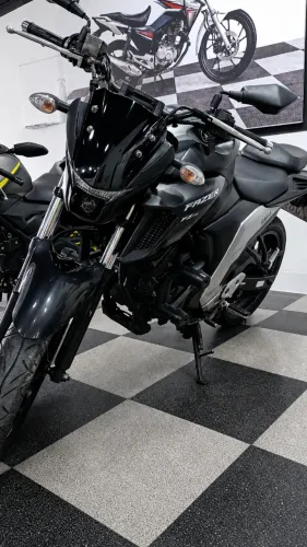 Yamaha FZ25 2022