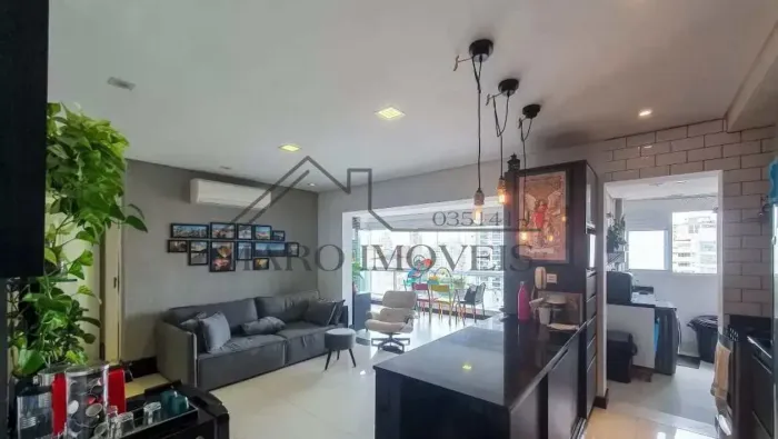Apartamento 90m² para alugar com 2 suítes na Vila Mariana.