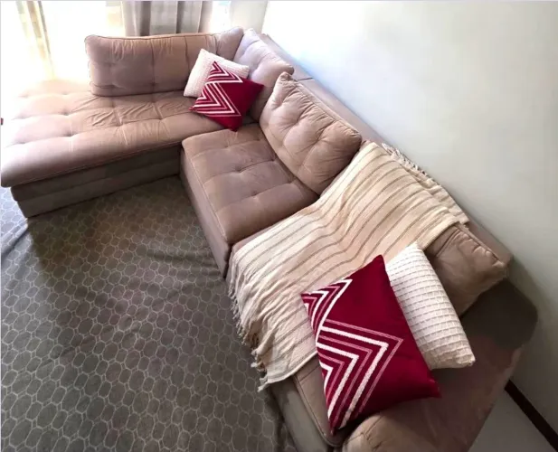 Sofá 5 Lugares Retrátil com Divã Bege 280cm suede bege - Gafam estofados espuma D33
