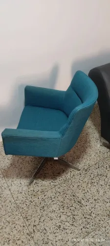 2 Poltronas giratórias TokStok