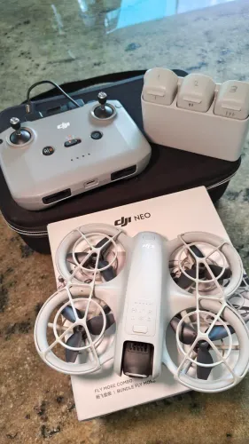 Vendo Drone DJI Neo Completo 