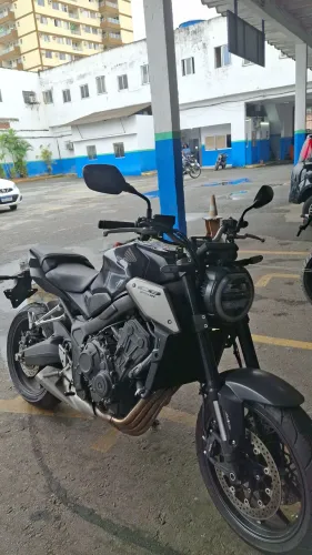 Cb 650r 2024 vistoriada 2026 no meu nome