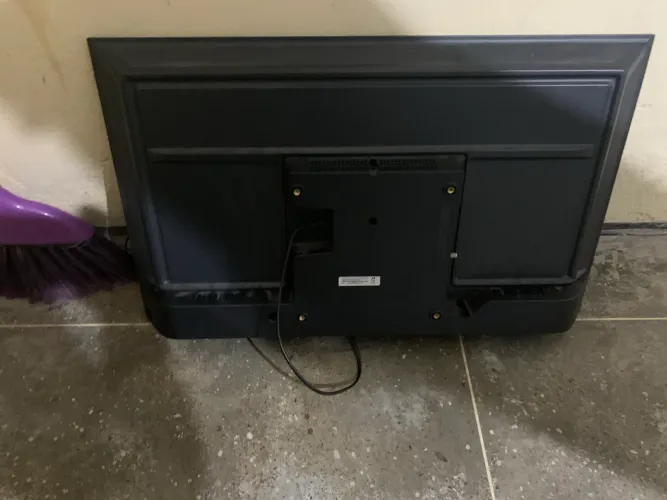 Tv Philco smart 32 com defeito