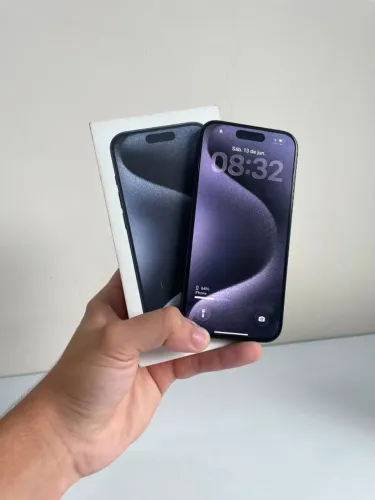 iPhone 15 Pro Azul Titânio 256GB - Completo na Caixa e Impecável!