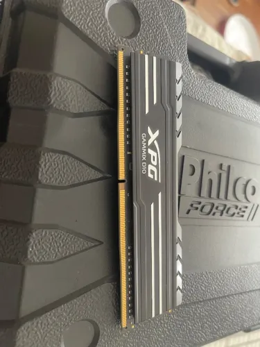 xpg gammix by adata d10 8GX8 2400(16)