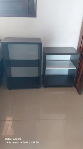 CRIADO MUDO