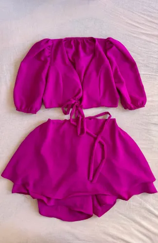 Conjunto Luna Pink - Cropped Manga Bufante + Short Saia