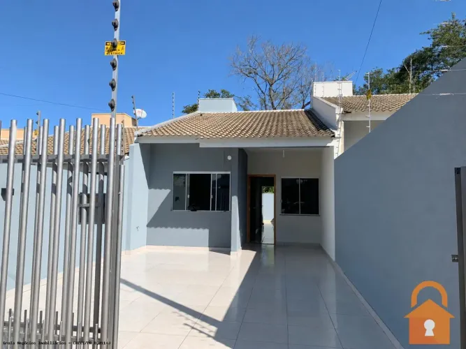 Casa para Locação em Campo Mourão, Parque das Acácias, 2 dormitórios, 1 banheiro, 2 vagas