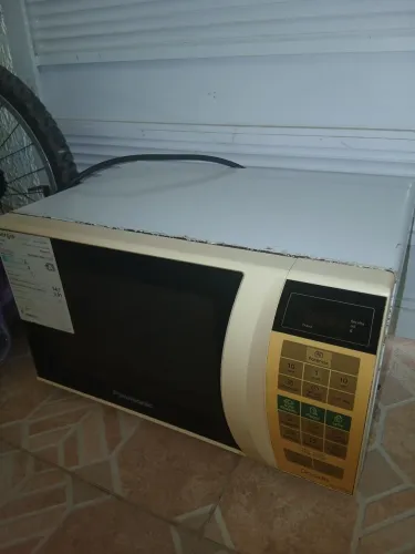 Micro-ondas Panasonic Usado ( para concerto)