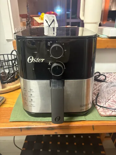 Fritadeira Sem Óleo Oster 4,6 L 127V