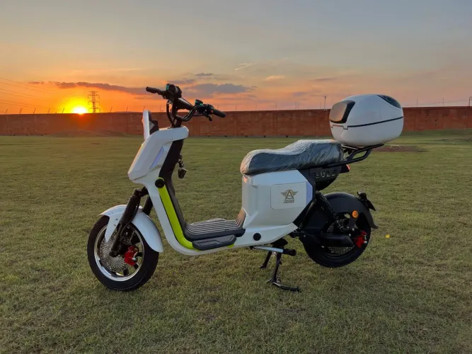 Scooter Elétrica WUAK AG-08 (U2) 0 km