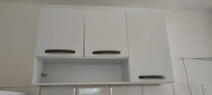 Armário suspenso