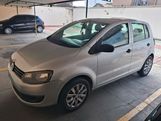 Volkswagen Fox 1.0 MI Total Flex 8V 5P 2011