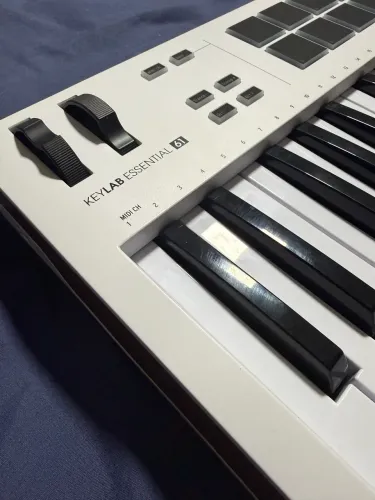 Teclado Controlador Arturia Keylab 61 - Parcelo até 10x