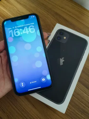 iPhone 11