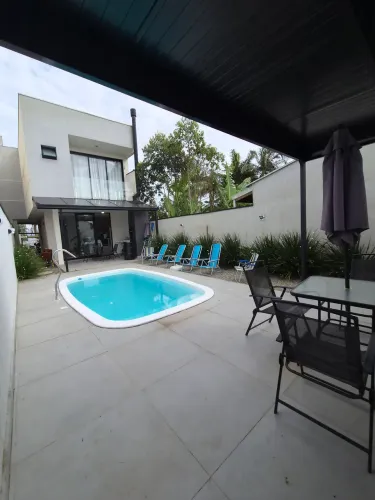 Casa para locação diária em Guaratuba