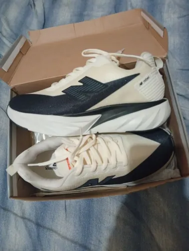 Tênis new balance 42