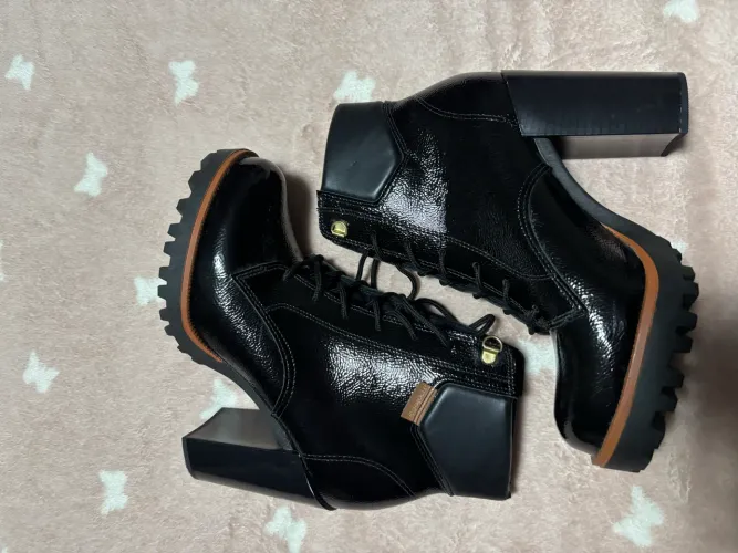 Bota moleca 37