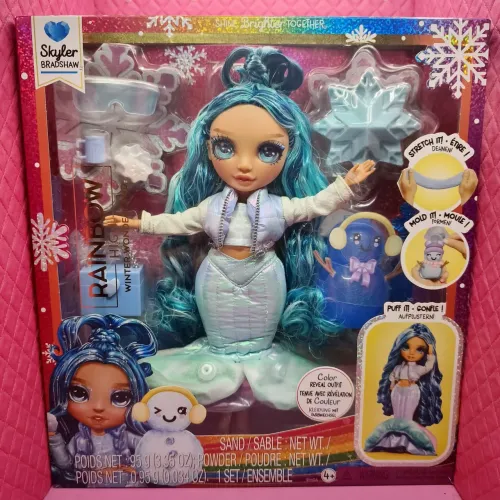 Boneca Rainbow High Winter Wonderland
