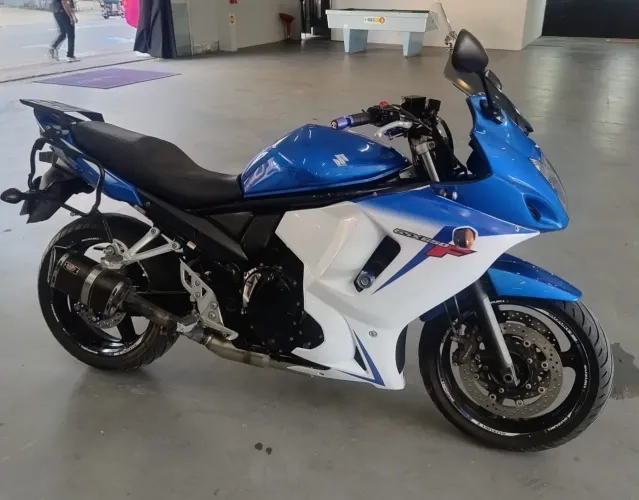 Vendo GSX 650f IMPECÁVEL (bandit)